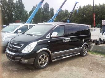 2008 Hyundai Grand Starex Photos
