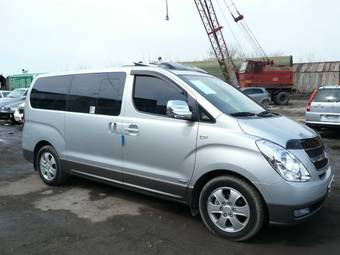 2008 Hyundai Grand Starex Photos