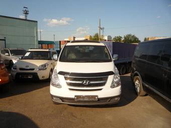 2008 Hyundai Grand Starex Pictures