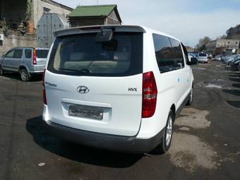 2008 Hyundai Grand Starex Photos