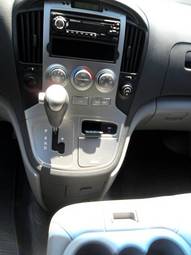 2008 Hyundai Grand Starex Pictures