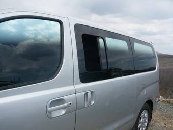 2008 Hyundai Grand Starex Photos