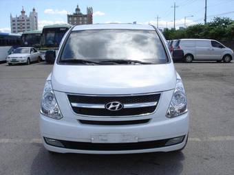 2008 Hyundai Grand Starex Photos