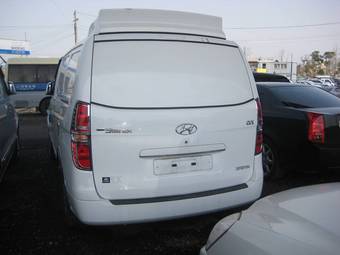 2008 Hyundai Grand Starex Photos
