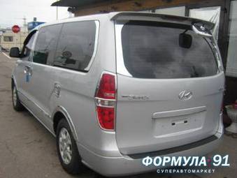 2008 Hyundai Grand Starex Pictures