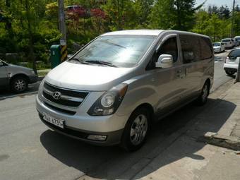 2008 Hyundai Grand Starex Photos