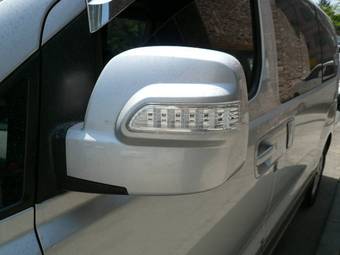 2008 Hyundai Grand Starex Pics