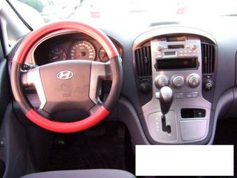 2008 Hyundai Grand Starex Pictures