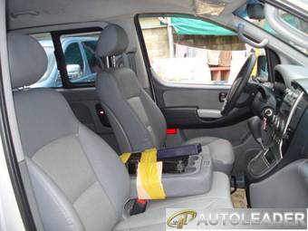2008 Hyundai Grand Starex Images