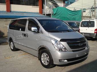 2009 Hyundai Grand Starex Pictures