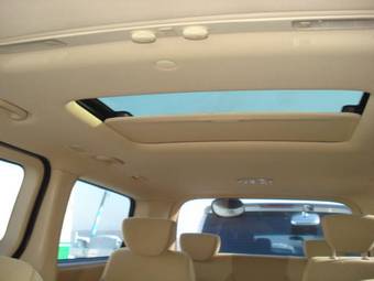 2009 Hyundai Grand Starex Images