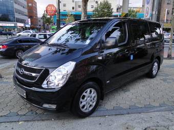 2009 Hyundai Grand Starex Pictures