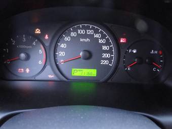 2009 Hyundai Grand Starex Pictures