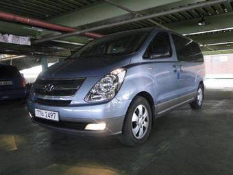 2009 Hyundai Grand Starex Pictures