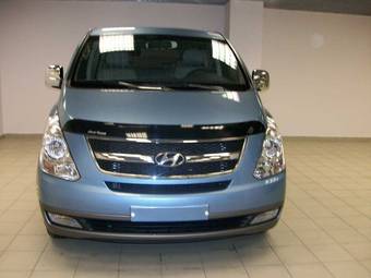 2009 Hyundai Grand Starex Pictures