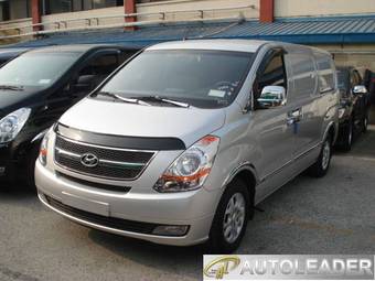 2009 Hyundai Grand Starex Photos