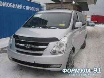 2009 Hyundai Grand Starex Pictures
