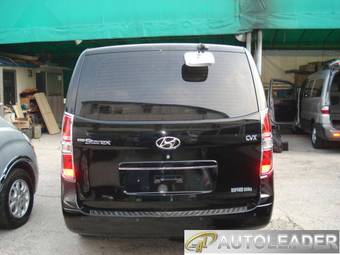 2009 Hyundai Grand Starex Photos