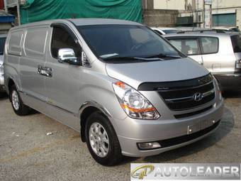 2009 Hyundai Grand Starex Photos