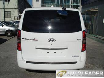 2009 Hyundai Grand Starex Photos