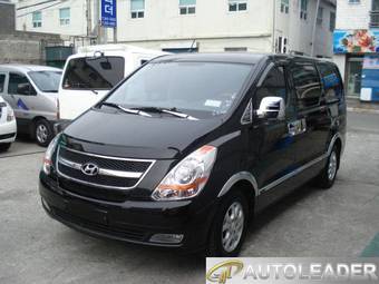 2009 Hyundai Grand Starex Pictures