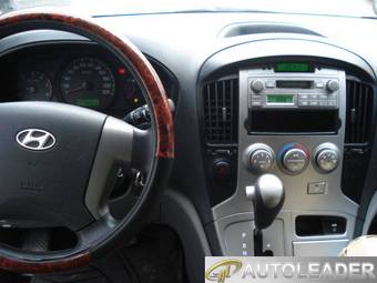 2009 Hyundai Grand Starex Wallpapers