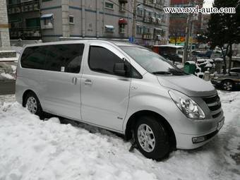 2009 Hyundai Grand Starex Photos