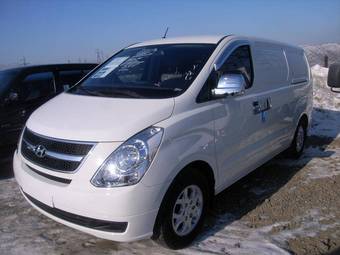 2009 Hyundai Grand Starex Photos