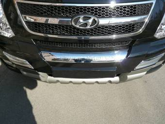 2009 Hyundai Grand Starex Photos