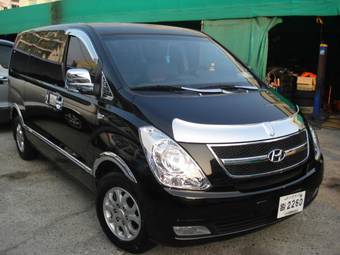 2009 Hyundai Grand Starex Pictures
