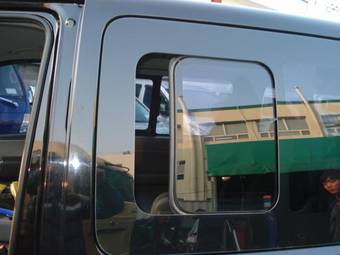2009 Hyundai Grand Starex Images