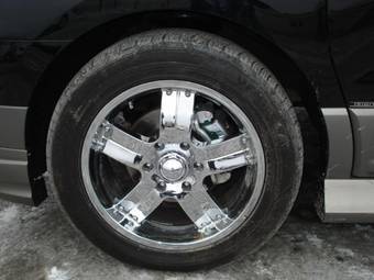 2009 Hyundai Grand Starex Photos