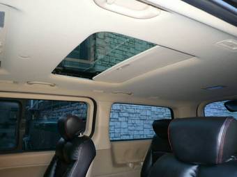 2009 Hyundai Grand Starex Photos