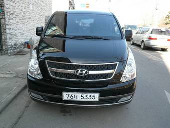 2009 Hyundai Grand Starex Pictures