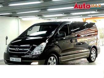 2009 Hyundai Grand Starex Pictures