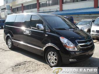 2009 Hyundai Grand Starex Photos