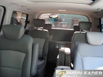 2009 Hyundai Grand Starex Pics