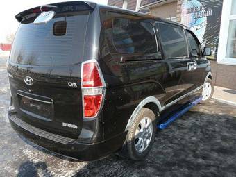 2009 Hyundai Grand Starex Photos
