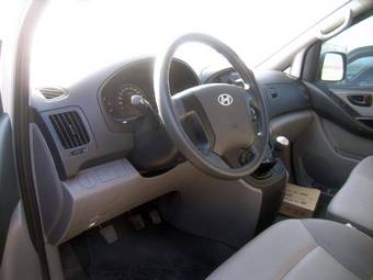 2009 Hyundai Grand Starex Wallpapers