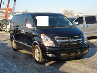 2009 Hyundai Grand Starex Photos