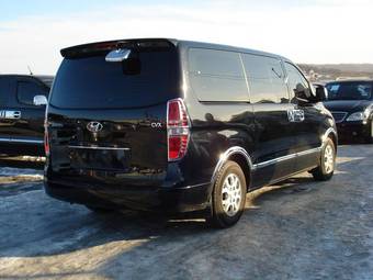 2009 Hyundai Grand Starex Pictures