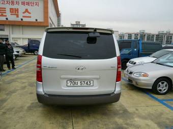 2009 Hyundai Grand Starex Wallpapers