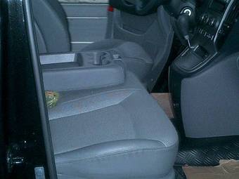 2009 Hyundai Grand Starex Pictures