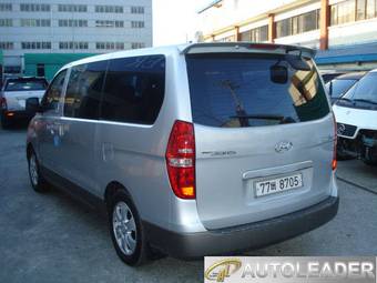2009 Hyundai Grand Starex Photos