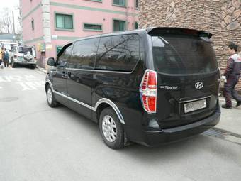 2009 Hyundai Grand Starex Photos