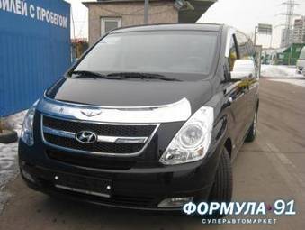 2009 Hyundai Grand Starex Photos