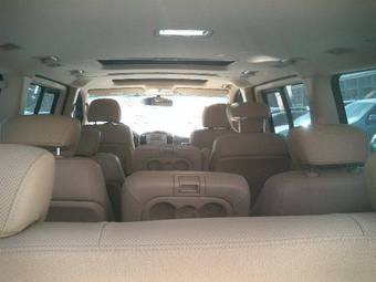 2009 Hyundai Grand Starex Pics