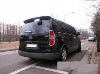 2009 Hyundai Grand Starex Photos