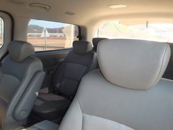 2009 Hyundai Grand Starex Photos