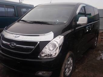 2009 Hyundai Grand Starex Pictures